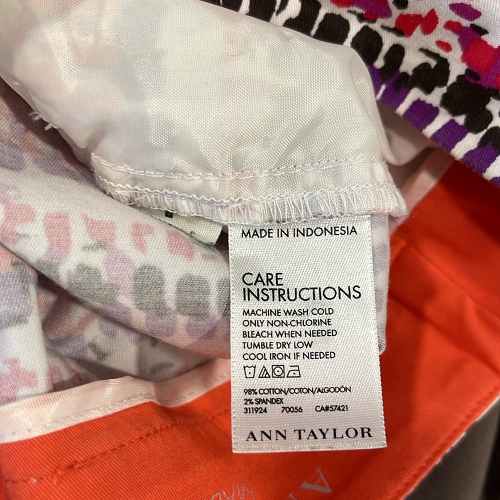Ann Taylor Madison Skirt size 4‎ Petite Aztec mini office casual - Picture 10 of 10